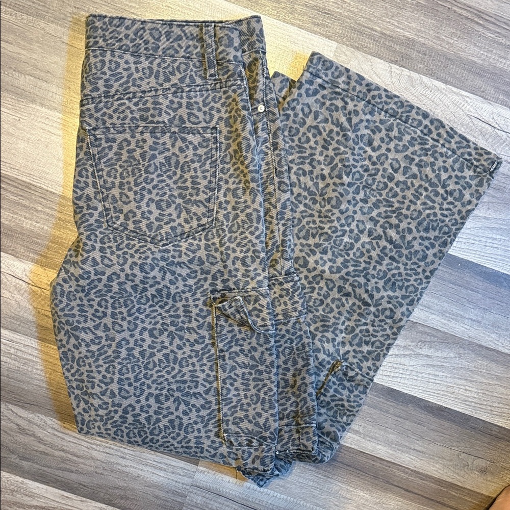fashion nova cargo jeans